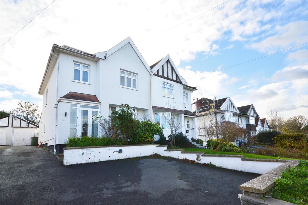 Property photo 1 of 21