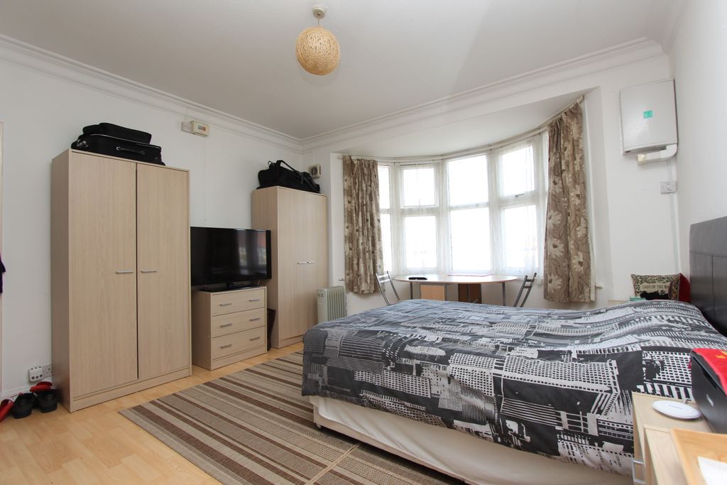 Property photo 1 of 4 1