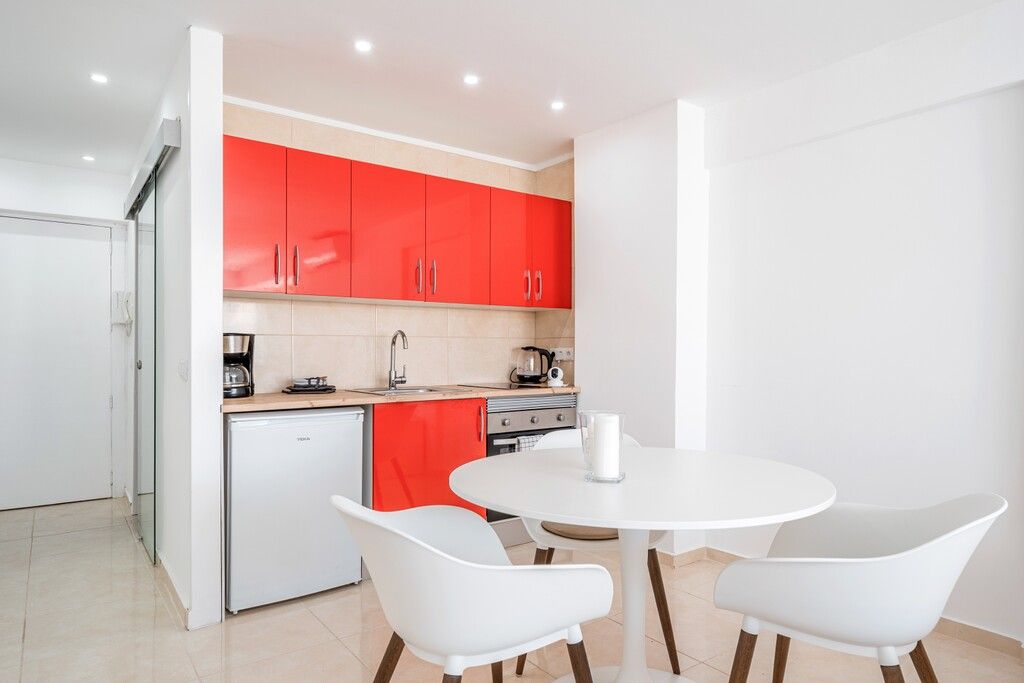 Property photo 3 of 12 Kitchen