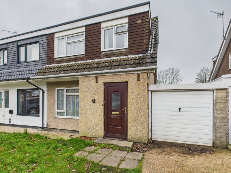 Property photo 1 of 11 Front