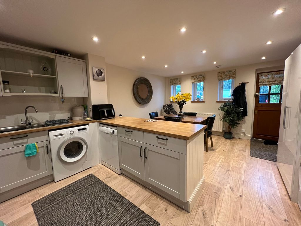 Property photo 3 of 14 Kitchen/Diner