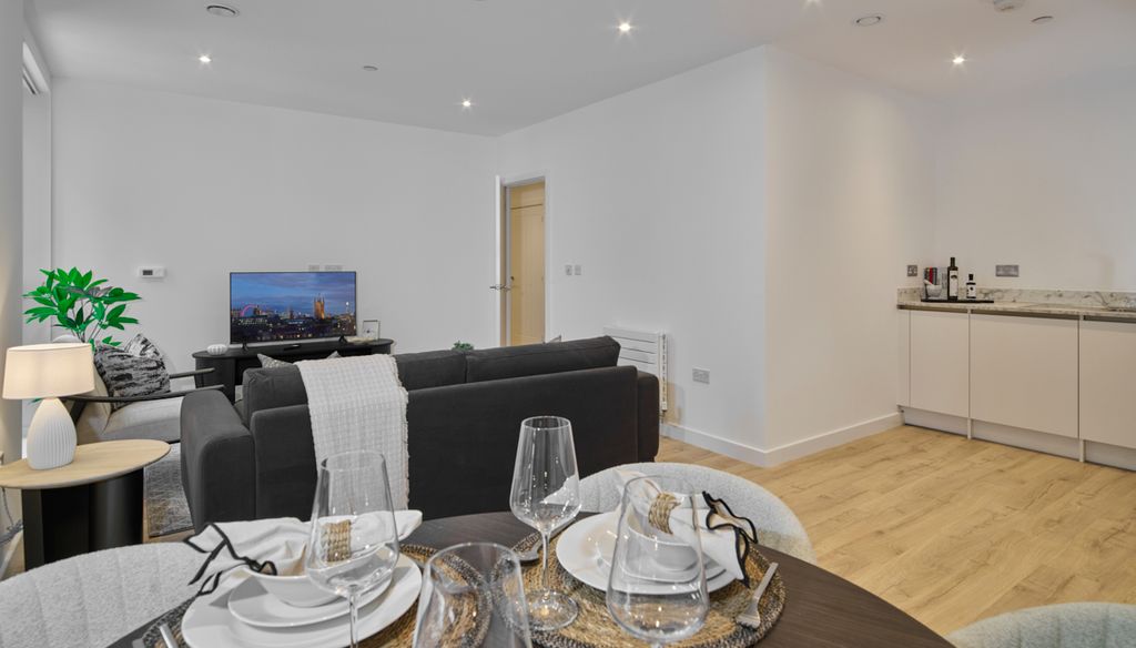 Property photo 2 of 24 Showhome Photography