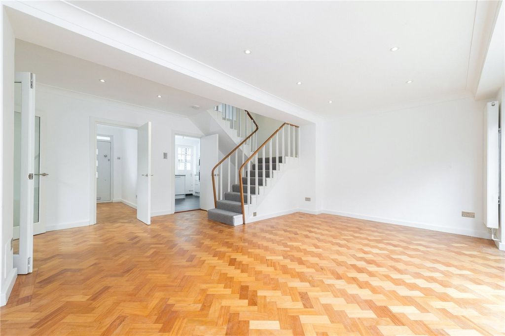 Property photo 3 of 12 Reception Room