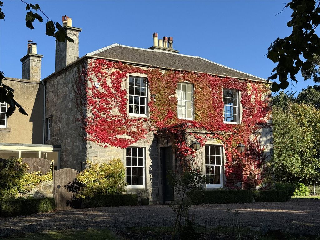 Property photo 2 of 33 Picture No. 45