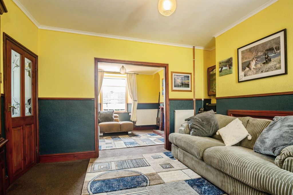 Property photo 3 of 20