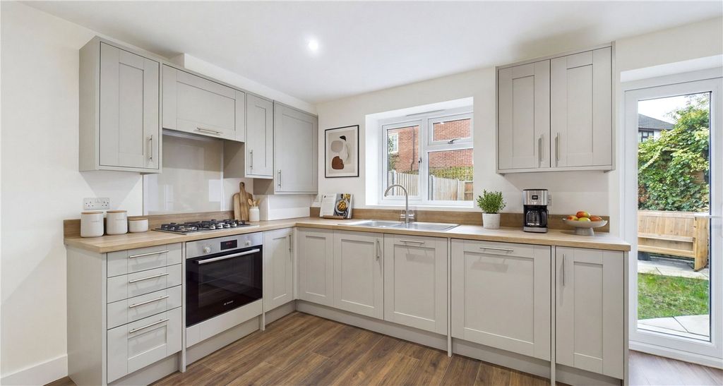 Property photo 1 of 17 Picture No. 26