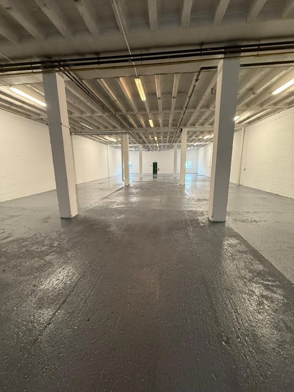 Property photo 3 of 5 Photo 7