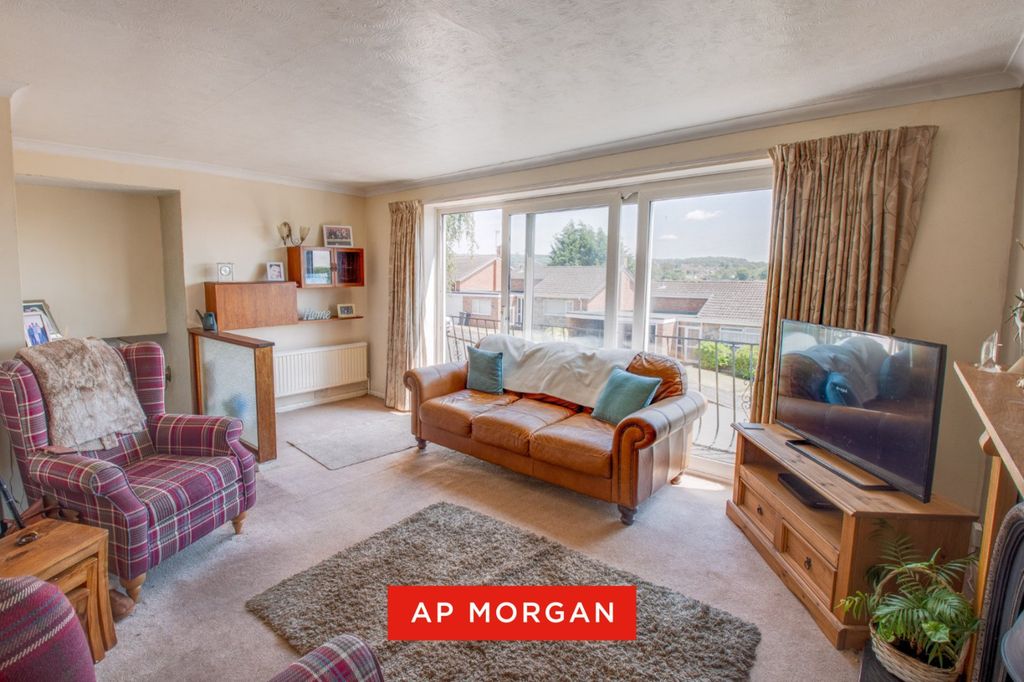 Property photo 3 of 22 Picture No. 41