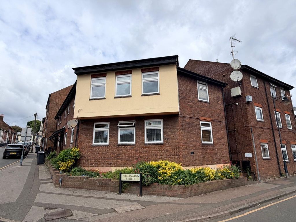 Property photo 1 of 7 5177351
