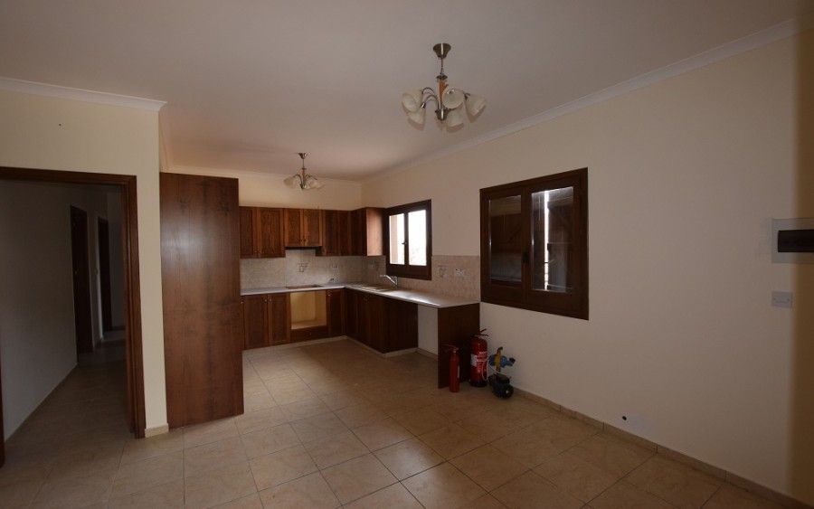 Property photo 2 of 2
