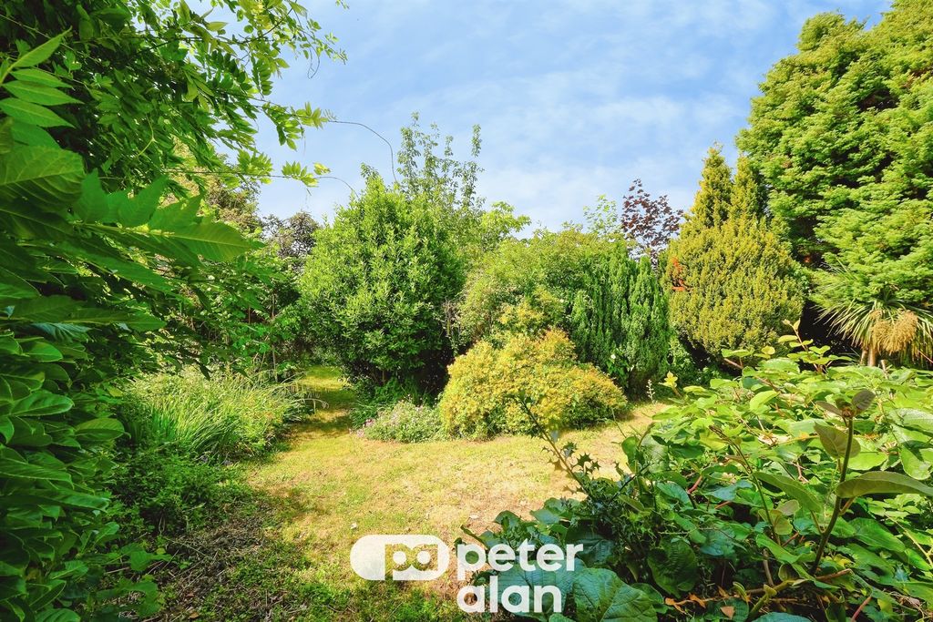 Property photo 3 of 25