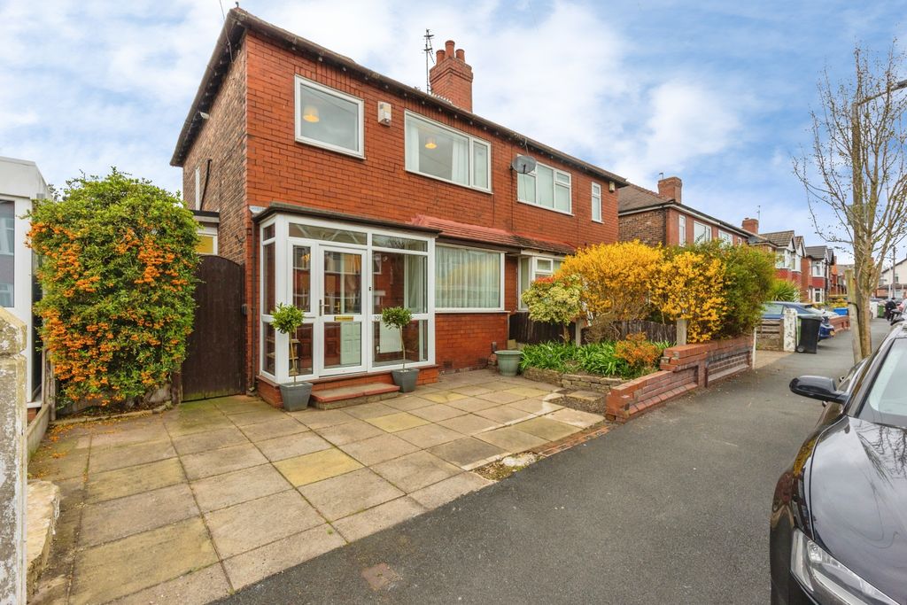 Property photo 1 of 14