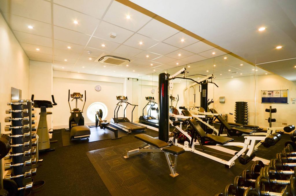 Property photo 2 of 16