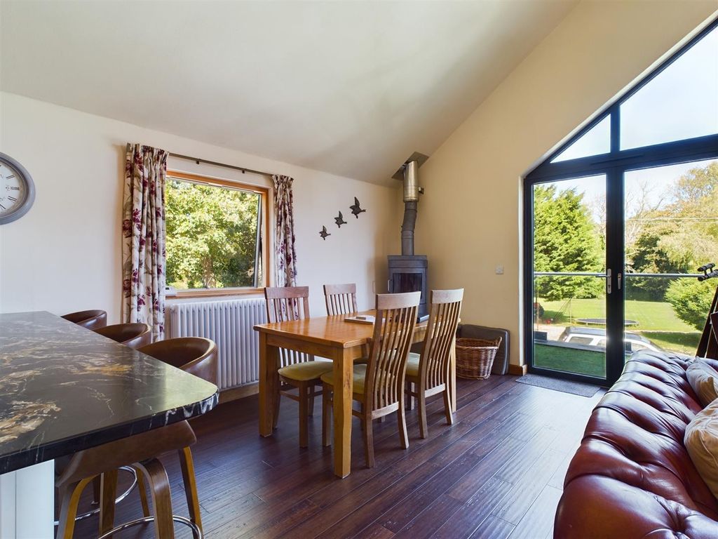 Additional image 5 of 1 bed flat to rentLane, Newquay TR8