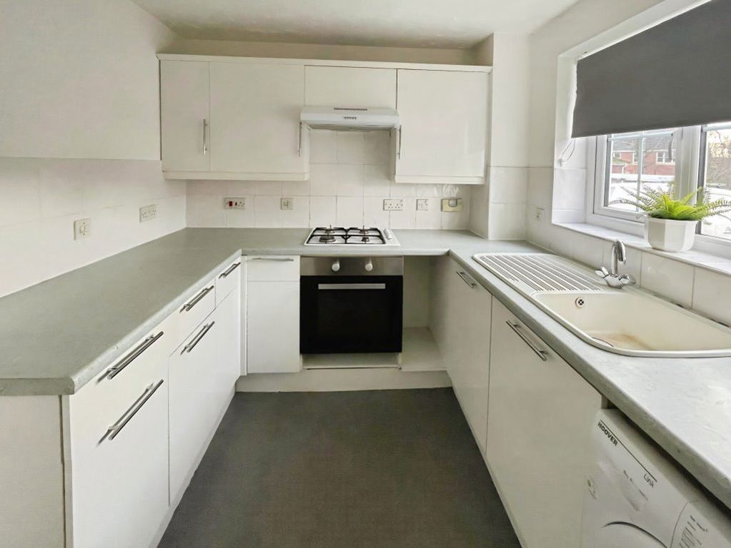 Property photo 3 of 8