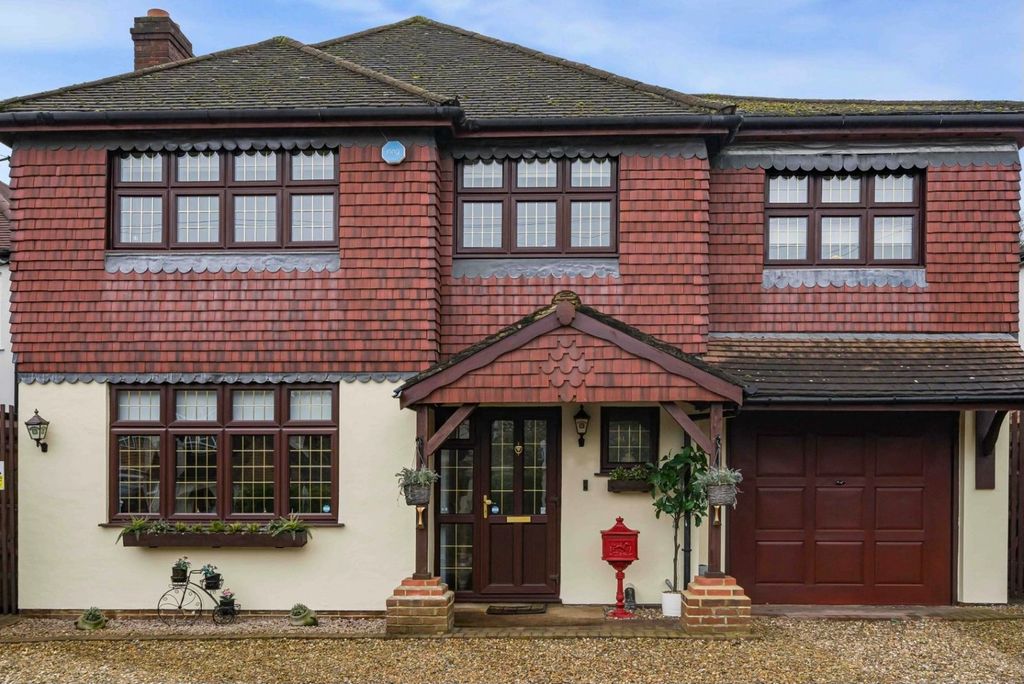 Property photo 2 of 39 Picture No. 20