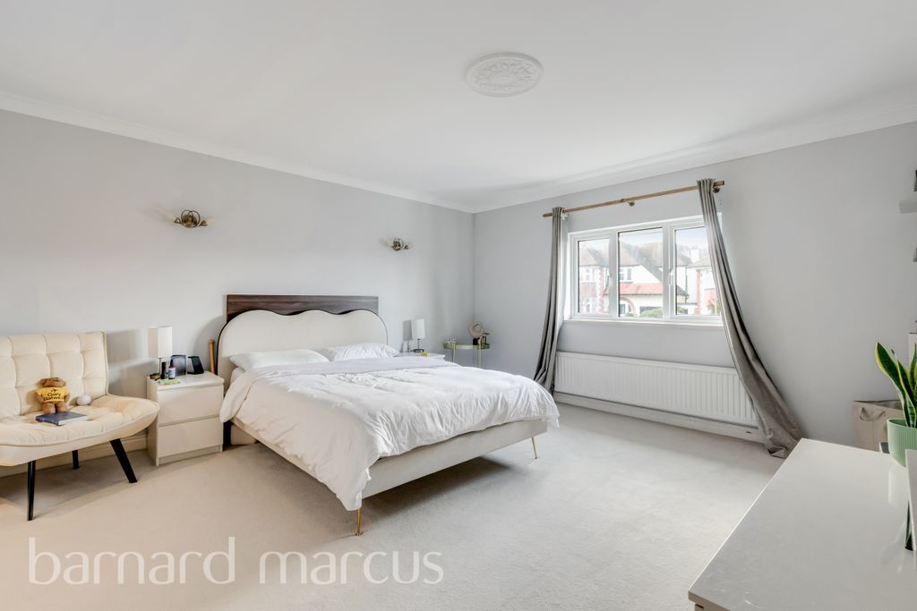 Property photo 1 of 15 View