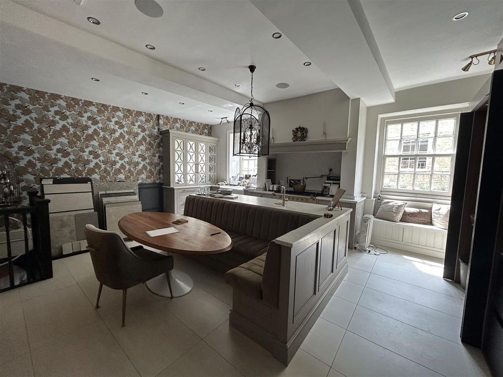 Property photo 3 of 13 Img_5405.Jpg