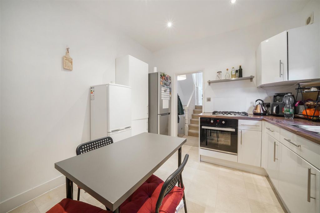 Property photo 3 of 15 Bendemeer Road