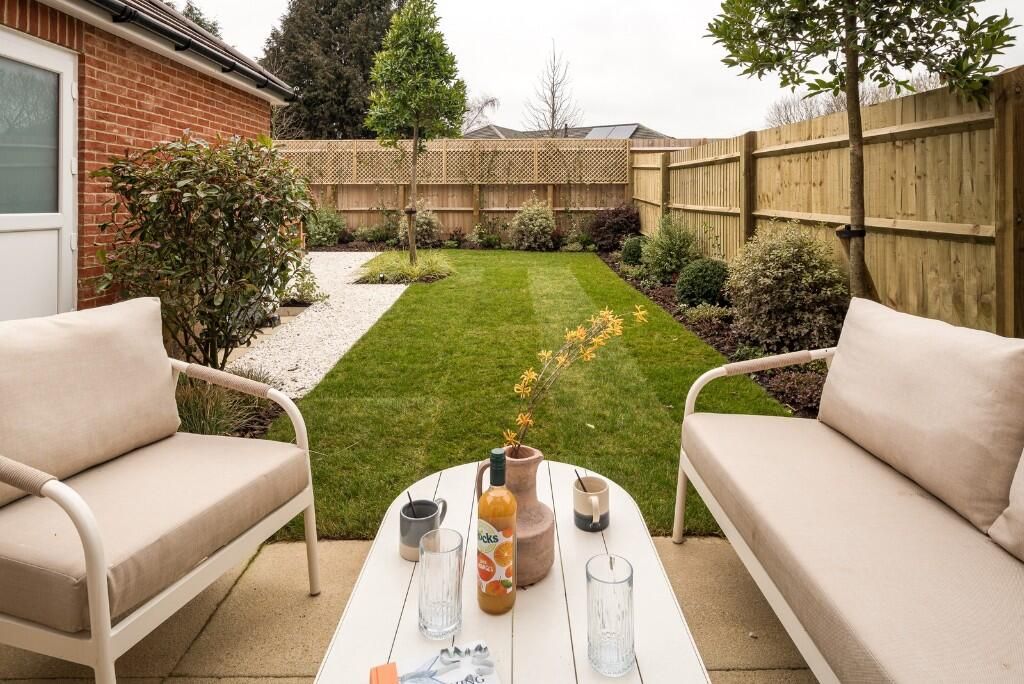 Property photo 2 of 14 Garden