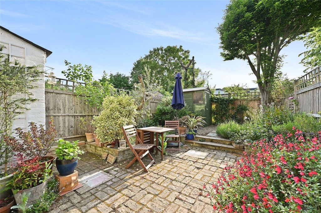 Property photo 2 of 14 Picture No. 08