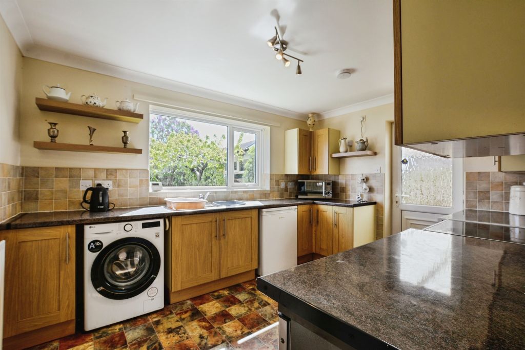 Property photo 2 of 19