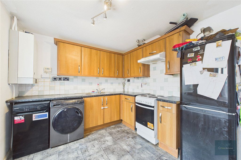 Property photo 3 of 6 Picture No. 02