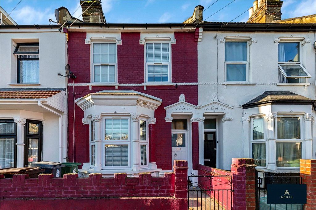 Property photo 2 of 15 Picture No. 26