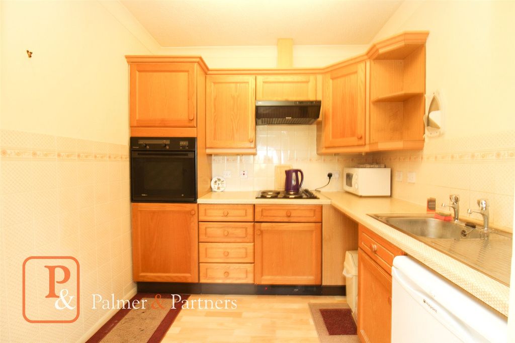 Property photo 3 of 8 Picture No. 04