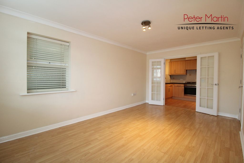 Property photo 2 of 9 Photo 8