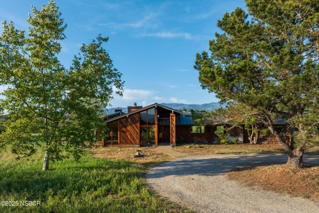 Property photo 2 of 10 <Alttext/>