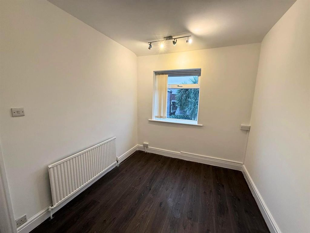 Property photo 3 of 13 Untitled Design (83).Png