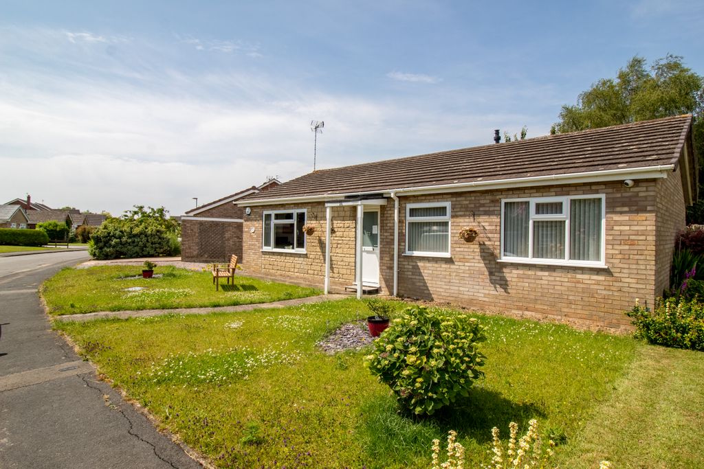 Property photo 2 of 15