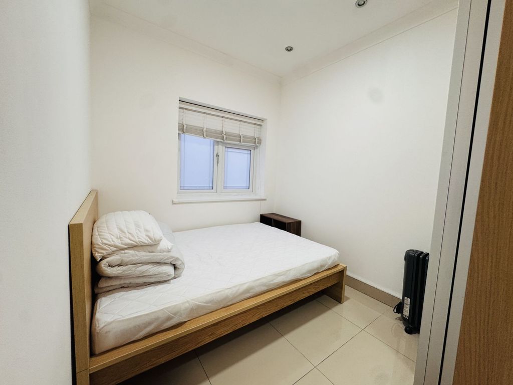 Property photo 2 of 5 Photo 2