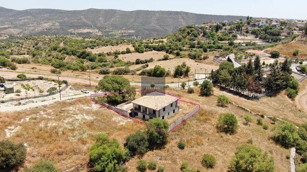 Property photo 2 of 5