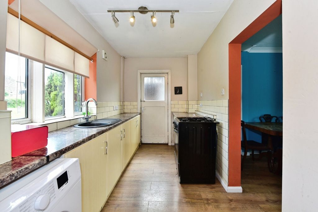 Property photo 2 of 17 Pbox-Img.Jpg
