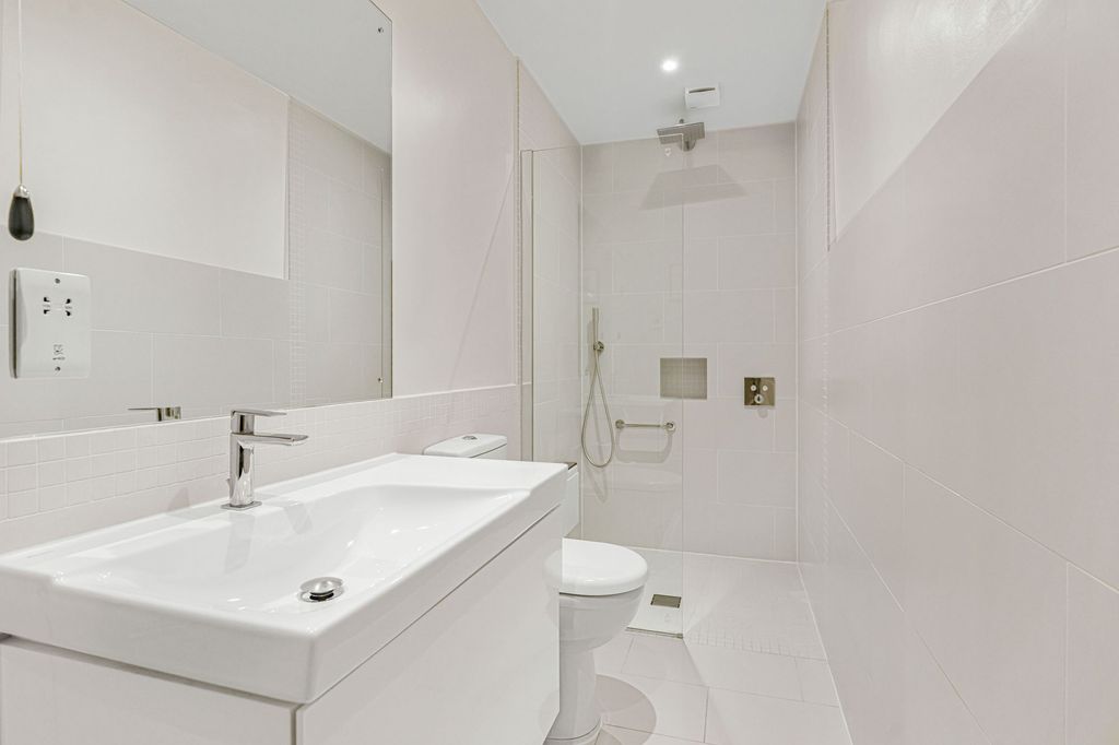 Additional image 10 of 1 bed flat for saleBardwell Road, Oxford OX2