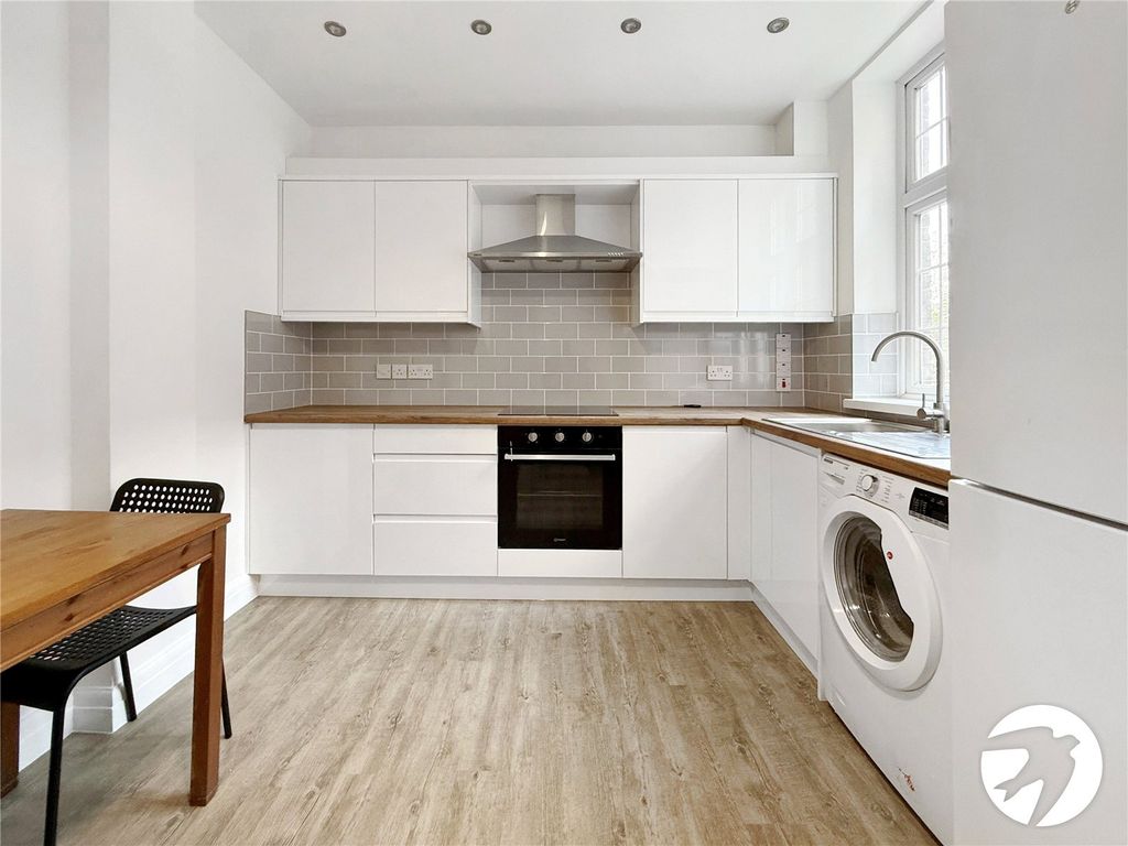 Property photo 1 of 9 Kitchen