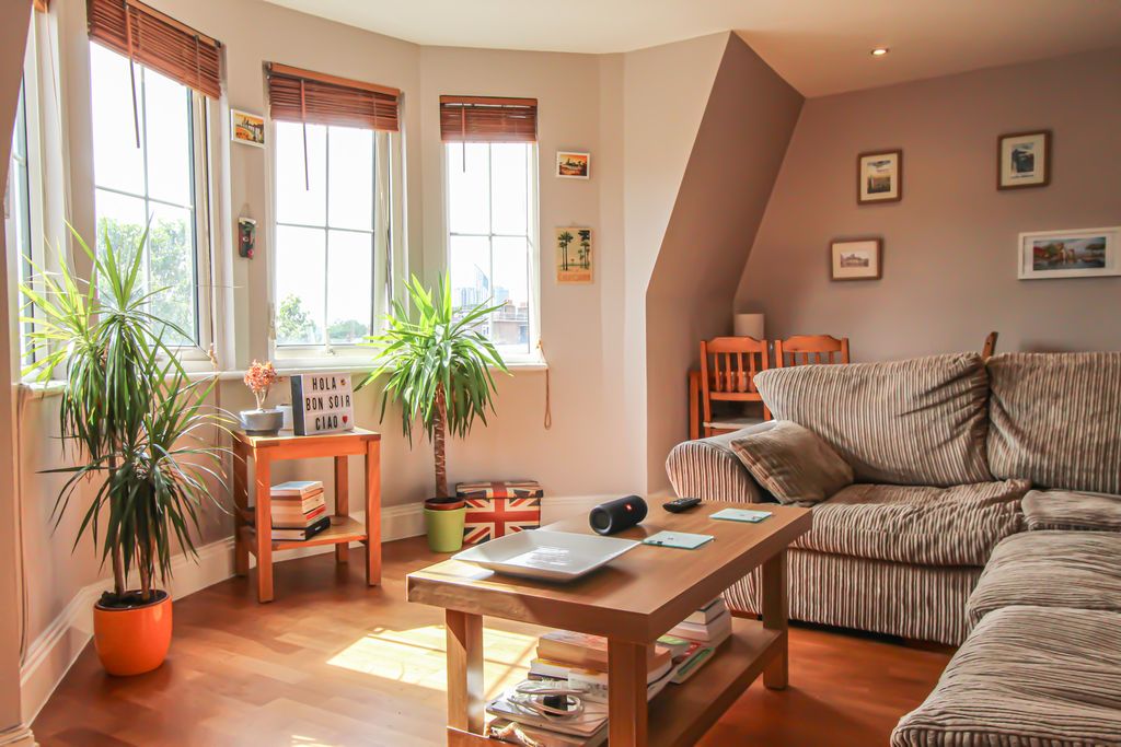 Property photo 3 of 11
