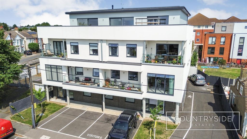 Property photo 1 of 20 Dji_0403.Jpg