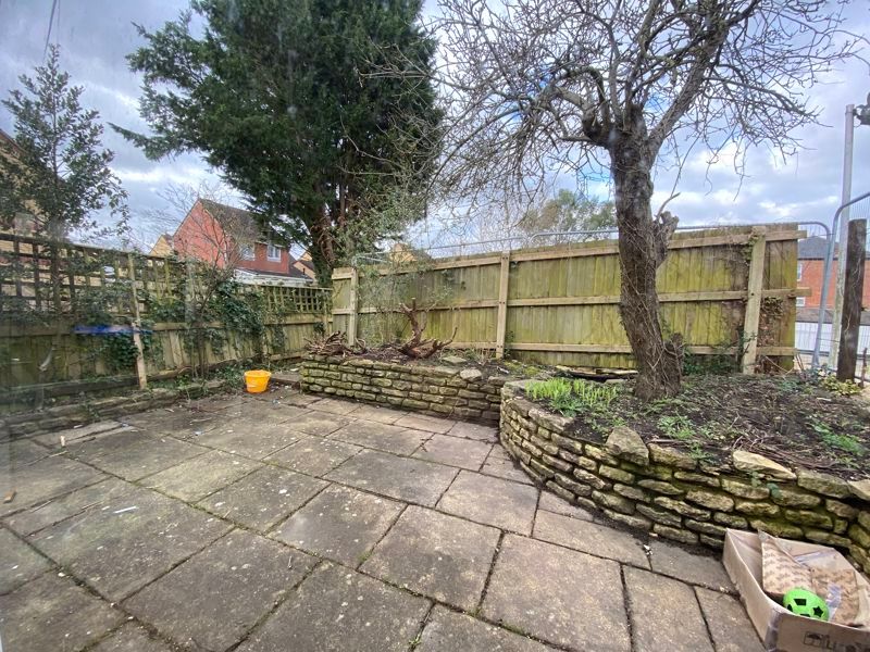 Property photo 2 of 13 Garden