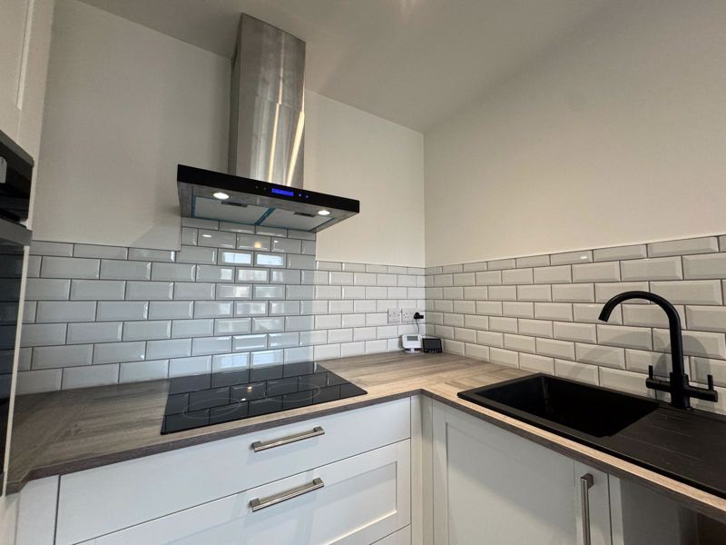 Property photo 3 of 23 Photo 17