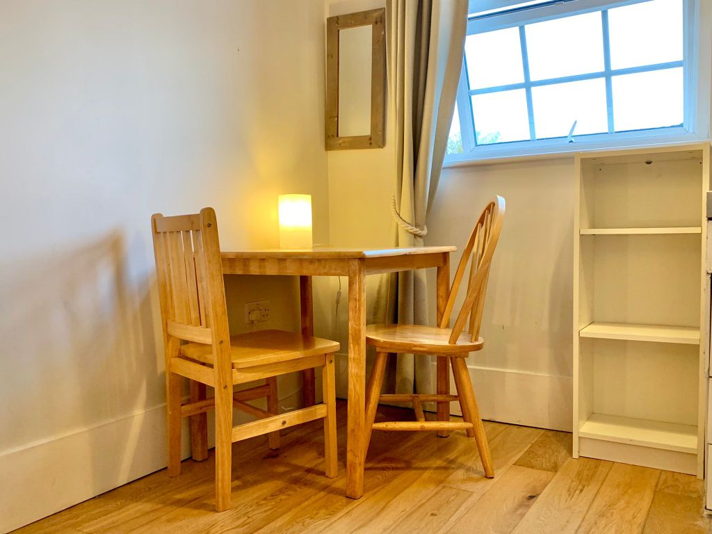 Property photo 3 of 27