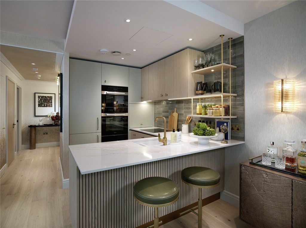 Property photo 3 of 16 Kitchen