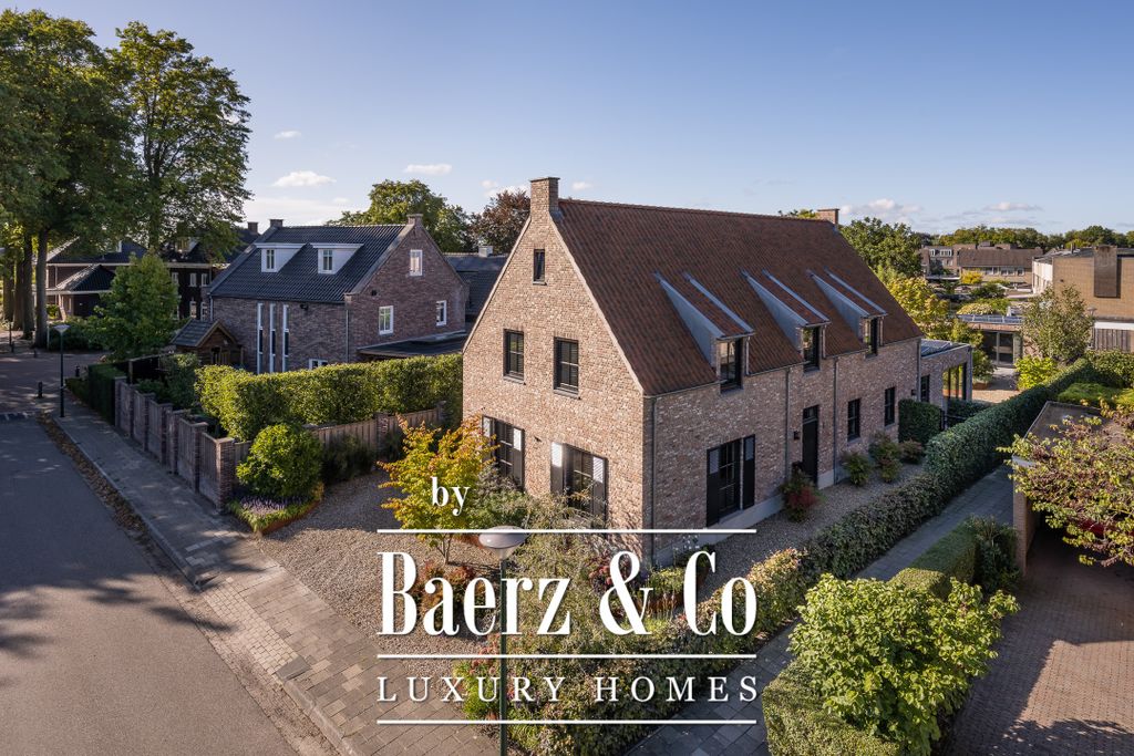 Property photo 1 of 41