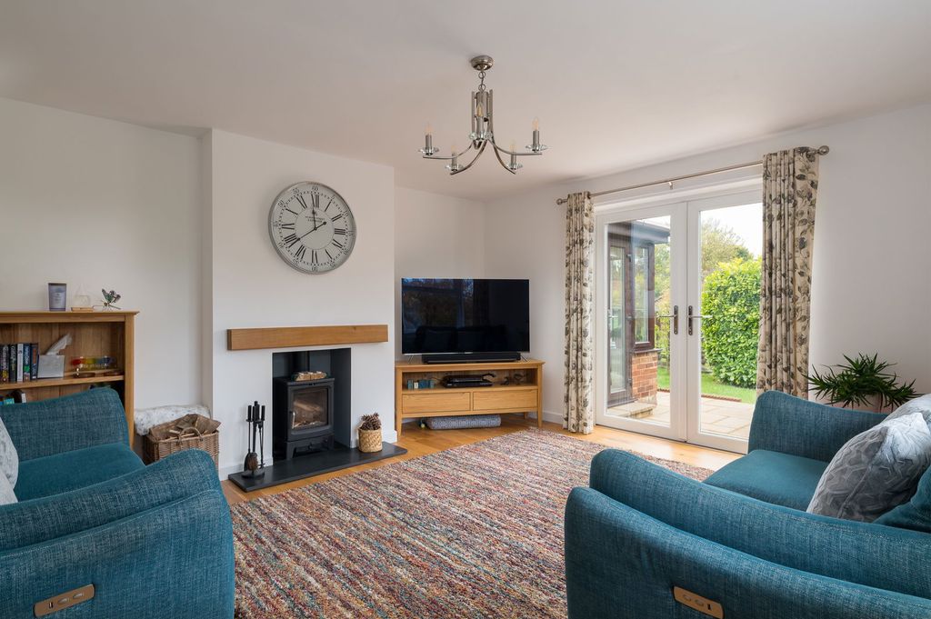 Property photo 3 of 48