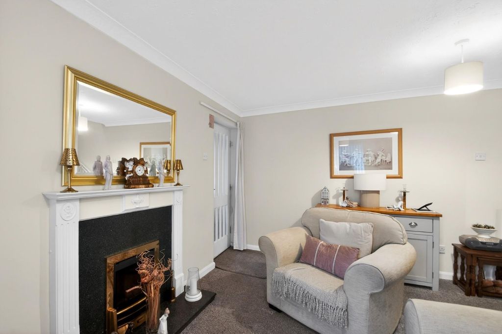 Property photo 3 of 15 180Tennysonave-5.Jpg