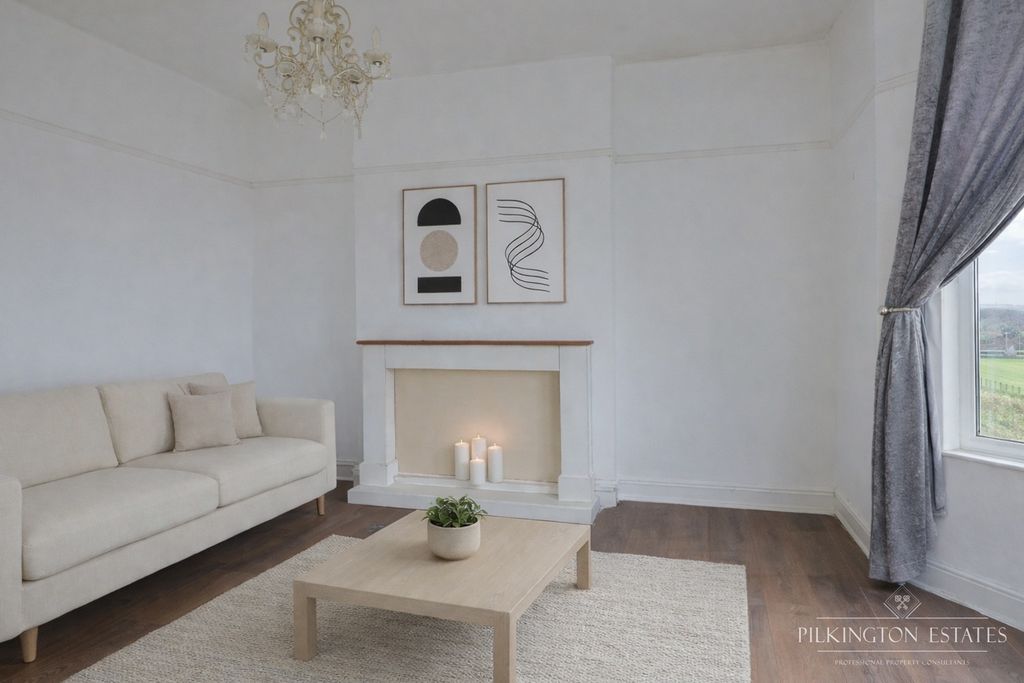 Property photo 3 of 7 4995575