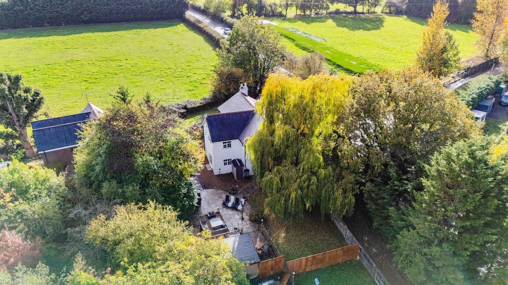 Additional image 17 of 4 bed detached house for saleGodstone Road, Lingfield RH7