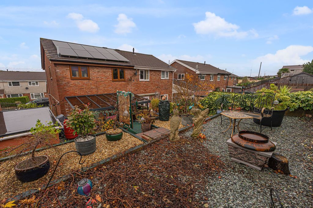 Property photo 1 of 34